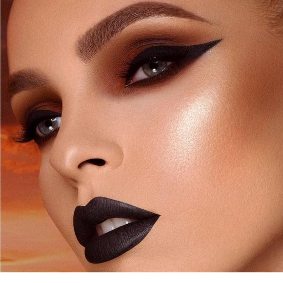 New Juvia’s place royal 2 highlighter - Picture 6 of 10